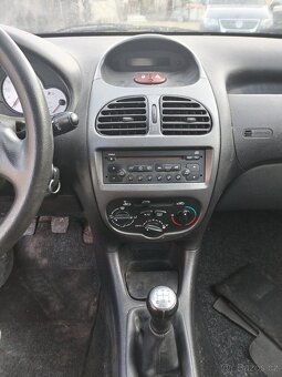 Peugeout 206 1.4 55kw 2008 nepojizdne - 7