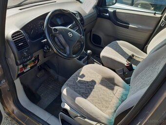 Opel Zafira 1,8 16V 85kW AUTOMAT 2004 ELEG - DILY - 7