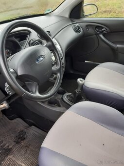 Ford Focus Combi 1.8/16V benzín - 7