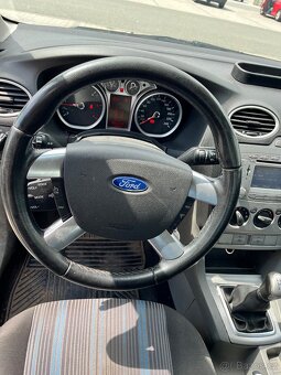 Prodám Ford Focus 1.6tdci 66kw 2009 - 7