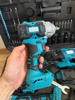 Multifunkční sada elektrického nářadí 4v1+ 2×21V baterie - 7