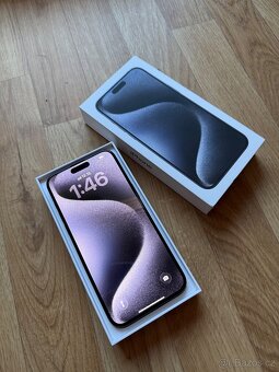 Apple iPhone 15 Pro Max 256GB modrý - 7