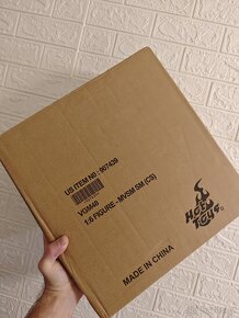 Hot Toys Spider-man Classic suit - 7