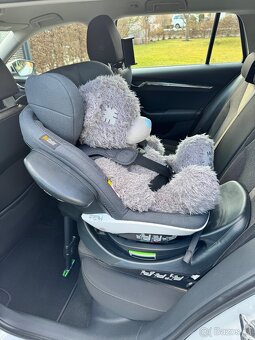 Prodám dětskou sedačku BESAFE iZi Turn i-Size Anthracite Mes - 7