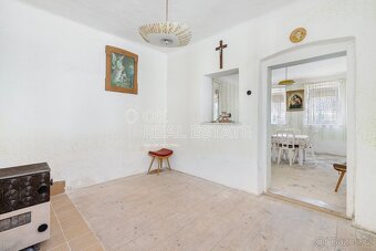 Prodej zemědělské usedlosti 758 m2, pozemek 4 530 m2 - 7