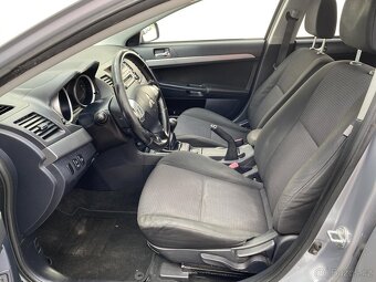 Mitsubishi Lancer 1.6i , 86 kW benzín, 2011 - 7