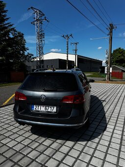 Volkswagen Passat B7 Variant Highline 2.0 TDI 103 kW, manuál - 7