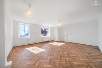 Prodej bytu 1+1, Plzeň, Náměstí Míru, ev.č. 00088 - 7