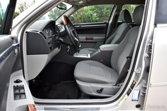 Chrysler 300C 3.0 CRD,XENONY,TEMP,DKLIMA,BOSTON,PDC,ALU18 - 7