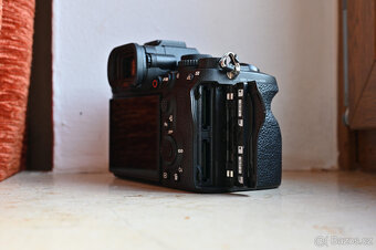 Sony Alpha 1 (ILCE-1) 8K video 50MP - 7