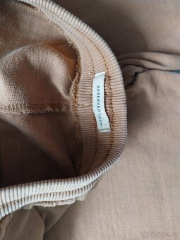 Kalhoty, tepláky, kraťasy, vel.110 - 7