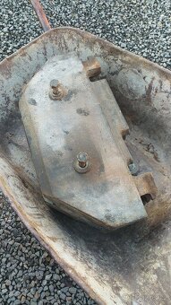 Předni zavaži Zetor crystal - 7