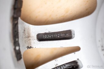 Subaru Forester XT disky R17x7J - 7