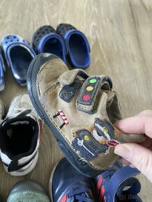 Dětské klučičí boty vel. 21-26 EUR - 7