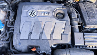 Vůz na náhradní díly VW Golf 6 hatchback 2011 CAYC MDZ LA7W - 7