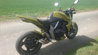 Honda CB1000R - 7