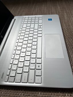 HP 15s-fq2902nc Natural Silver - 7