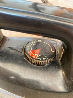 Stará retro žehlička ETA - 7