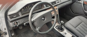 Mercedes-Benz W 124 250D Náhradní Díly - 7