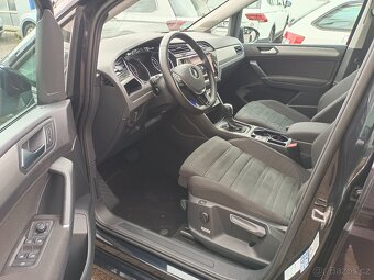 Volkswagen Touran 2.0TDI 110kW DSG Webasto ACC Full LED Qi - 7
