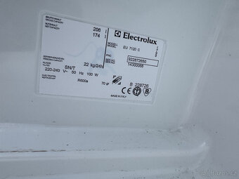 Mrazák Electrolux 7 šuplíkový - 206 litrů - 7