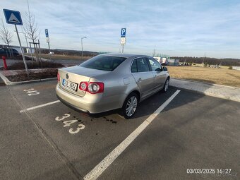 VW Jetta, kůže, automat, 1,4TSI, 118KW, xenon, výhřev - 7