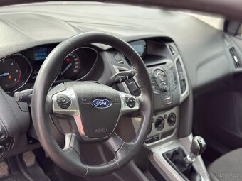 FORD FOCUS 1.6TDCi 2011ROK MANUAL - 7