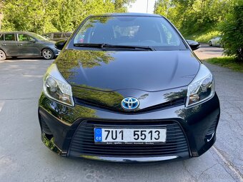 TOYOTA YARIS 1.5,rv 2012 55kW Hybrid AUTOMAT - 7