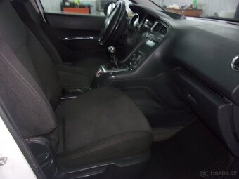 Peugeot 5008 2,0 HDi 7míst 150 - 7