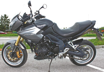 Triumph Tiger 1050 - 7