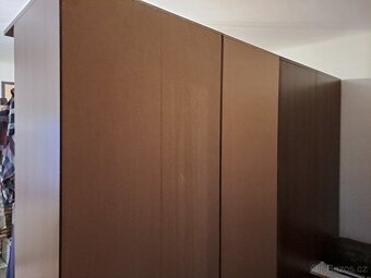Rohová a rovná ikea skřín - 7