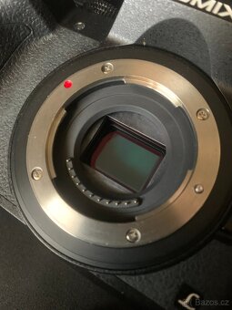 2x Lumix G7 + 3x objektiv + 13x paměťová karta + 3x baterie - 7