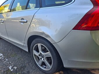 VOLVO V60 D3 - 5-válec 120kw - 7