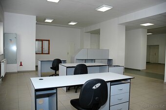 Pronájem nebytových/komerčních/kancelářských prostor - 7
