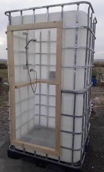 IBC nádrže na všechno černé bílé a klece - 7