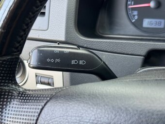 Volkswagen Multivan - 7