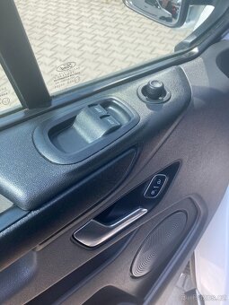 FORD CUSTOM L1H1 2.0TDCi 96KW,R18,KLIMA,DPH,SERVISKA,120t.km - 7