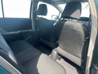 Toyota Yaris 1,3 (64kW), klimatizace, původ ČR - 7