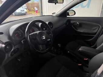 Seat Ibiza 6L 1,4 16V 63kw černá 5-dveř - 7