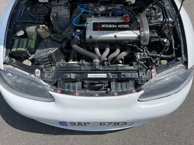 Mitsubishi Eclipse 2.0 i 16 V. Rok 1996. - 7