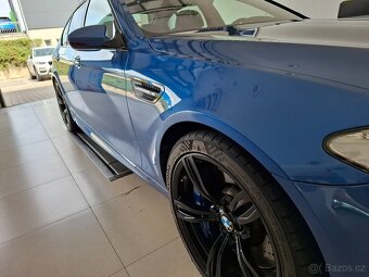 BMW M5 F10 původ ČR, servis BMW - 7