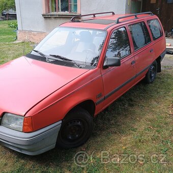 Prodám Opel Kadett, 1.6 I C VAN - 7