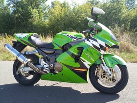 Kawasaki ZX 12R - 7
