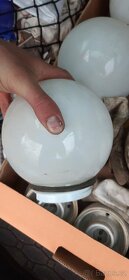 Starožitná polička / odkládací stoleček + RETRO SVĚTLA - 7