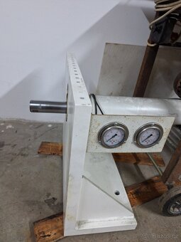 Hydraulický agregát + hydraulický válec + el. rozvaděč - 7
