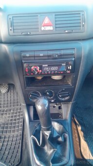 Śkoda Octavia Tour 1,9 TDI, r. v. 2010 - 7