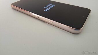Samsung Galaxy S22 5G 8/256GB S901B, Gold - 7