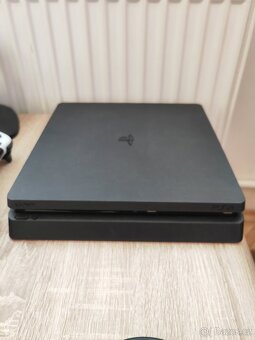 Playstation 4 slim - 7