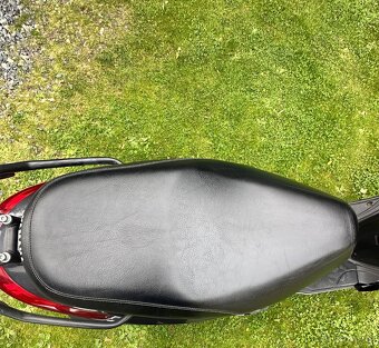 Skútr Yamaha Vity 125 - 7