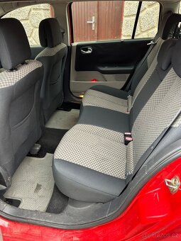 Renault Megane - 7